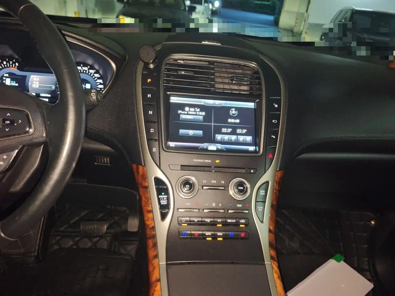 Lincoln MKX 2015 2.7T Four-Wheel Drive Prestige Edition — миниатюра 13