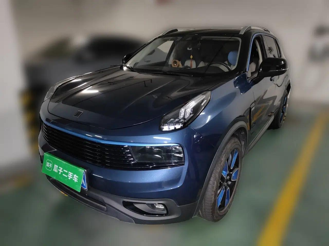 Lynk & Co 01 2017 2.0T Two-Wheel Drive Zhaopu Version — миниатюра 1