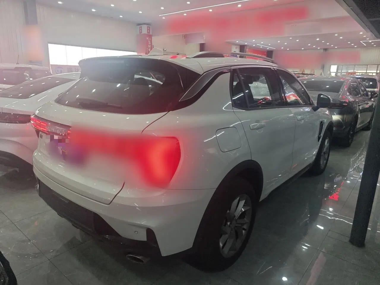 Lynk & Co 01 2023 2.0TD Two-Wheel Drive Asian Games Edition — миниатюра 4
