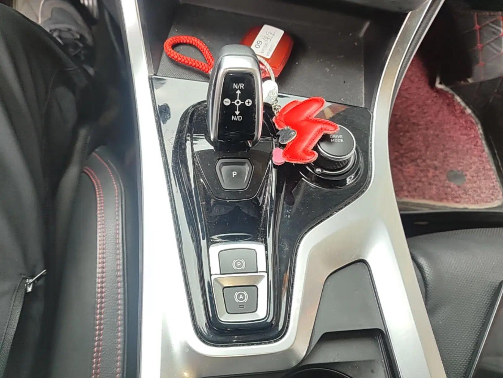 Lynk & Co 01 2019 2.0T Four-Wheel Drive Genie Pro Version China V Emission Standard — миниатюра 16