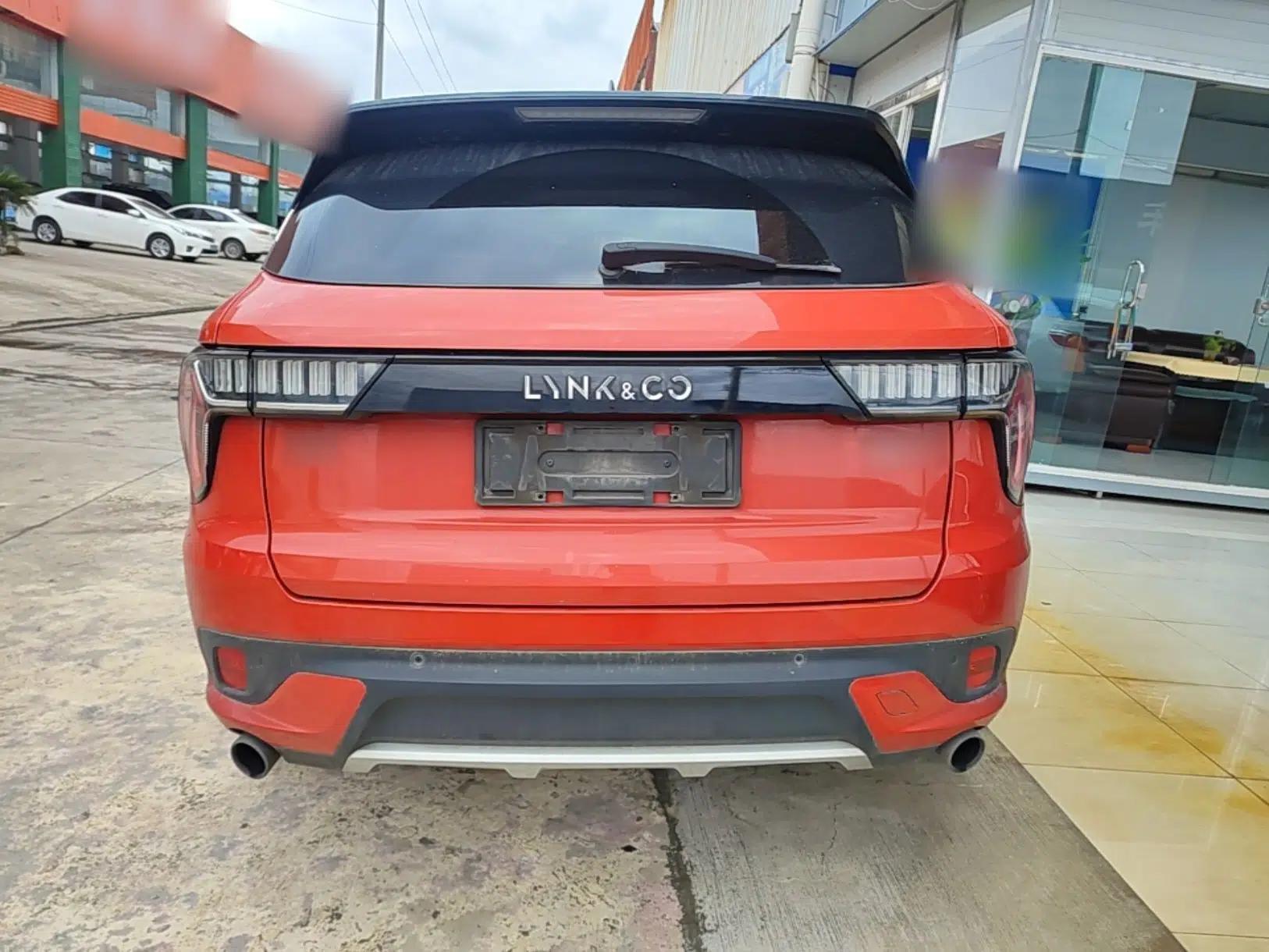 Lynk & Co 01 2019 2.0T Four-Wheel Drive Genie Pro Version China V Emission Standard — миниатюра 5