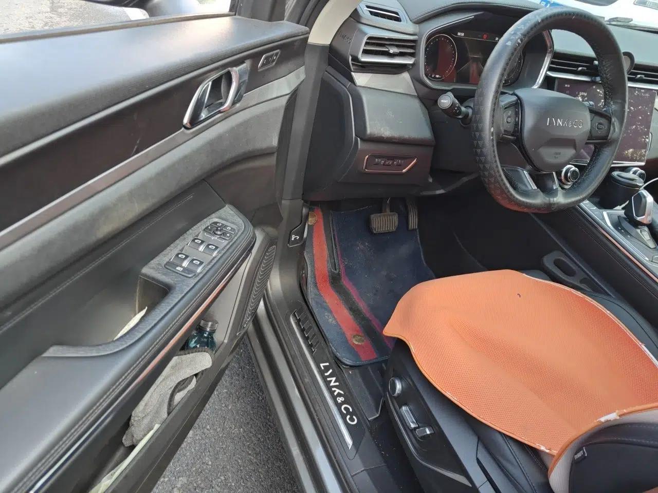 Lynk & Co 01 2021 2.0TD Two-Wheel-Drive Pro Trim — миниатюра 16