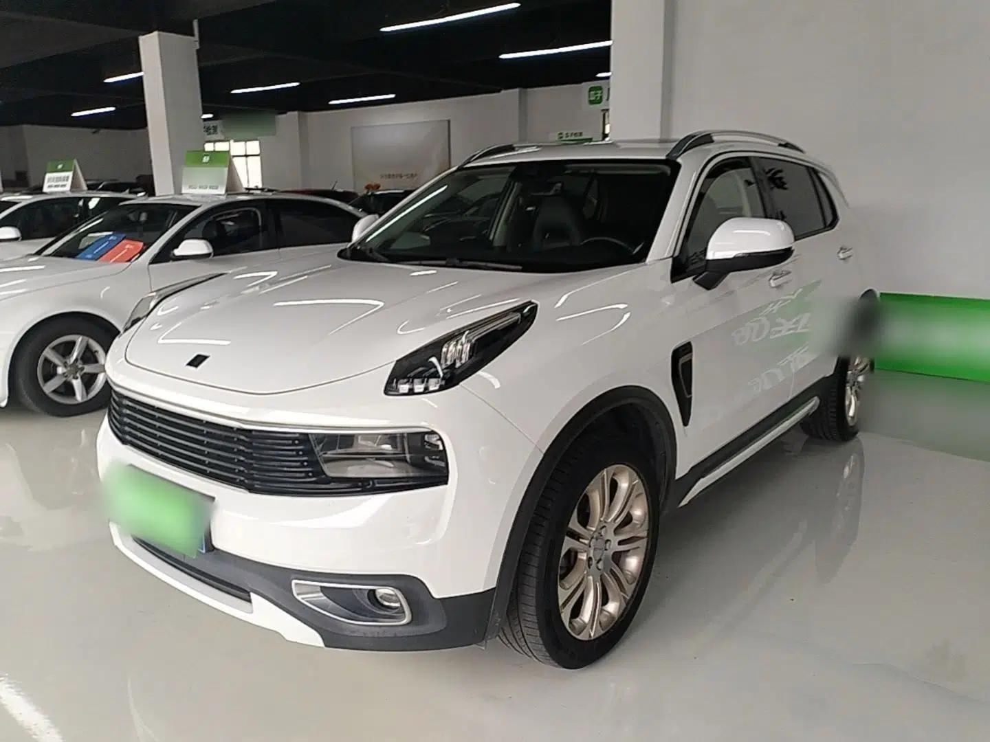 Lynk & Co 01 2017 2.0T Two-Wheel Drive Pro Edition — миниатюра 1