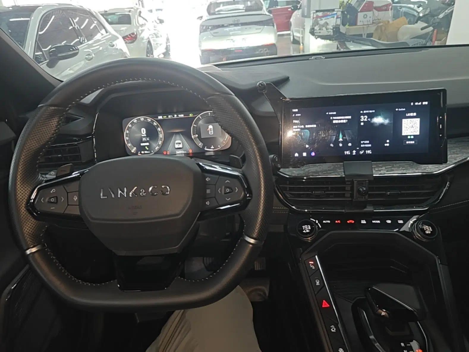 Lynk & Co 06 2020 1.5T JinPro model — миниатюра 21