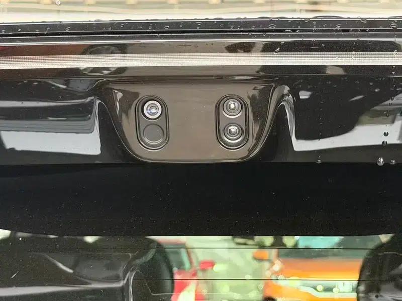 Wenjie M9 2025 Extended Range Max 5-Seat Version (192-line LiDAR) — миниатюра 13