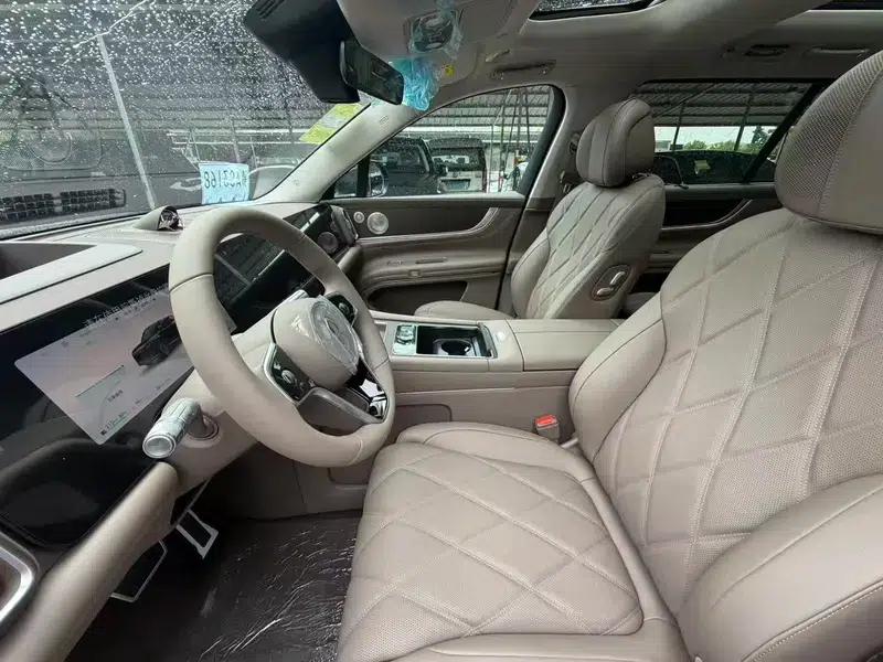 Wenjie M9 2025 Extended Range Max 5-Seat Version (192-line LiDAR) — миниатюра 24