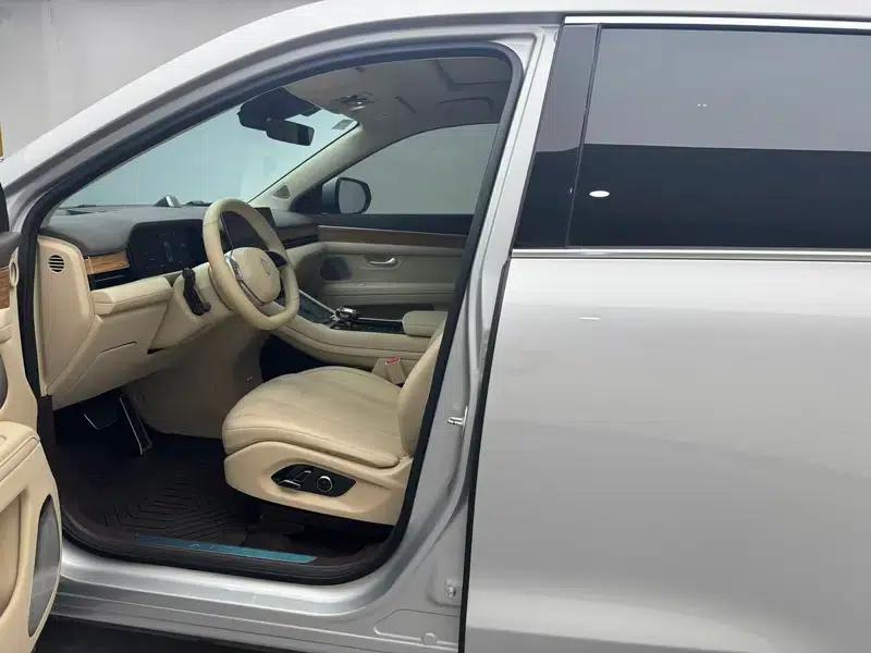 Wenjie M7 2024 Max 5-seater 4WD Intelligent Driving Edition — миниатюра 17