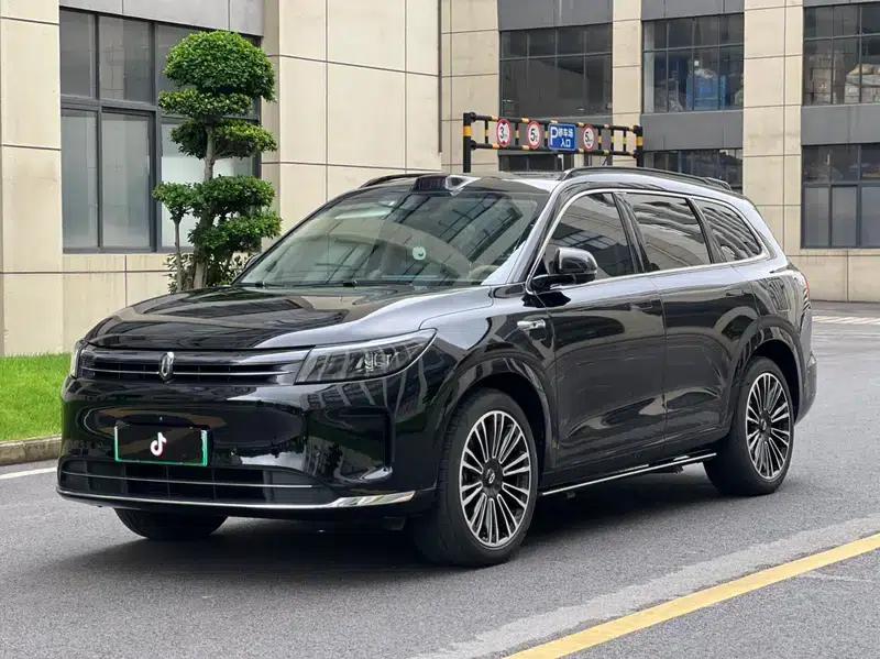 Wenjie M7 2024 Ultra 5-Seat Rear-Wheel Drive Intelligent Driving Edition — миниатюра 1