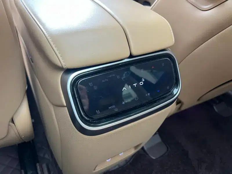 Wenjie M7 2024 Ultra 5-Seat Rear-Wheel Drive Intelligent Driving Edition — миниатюра 12
