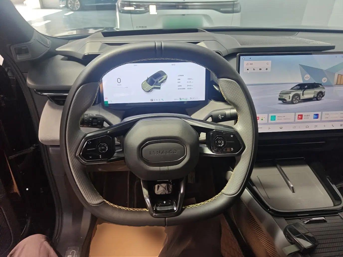 Lynk & Co 08 EM-P 2025 120km Long-Range Halo — миниатюра 13