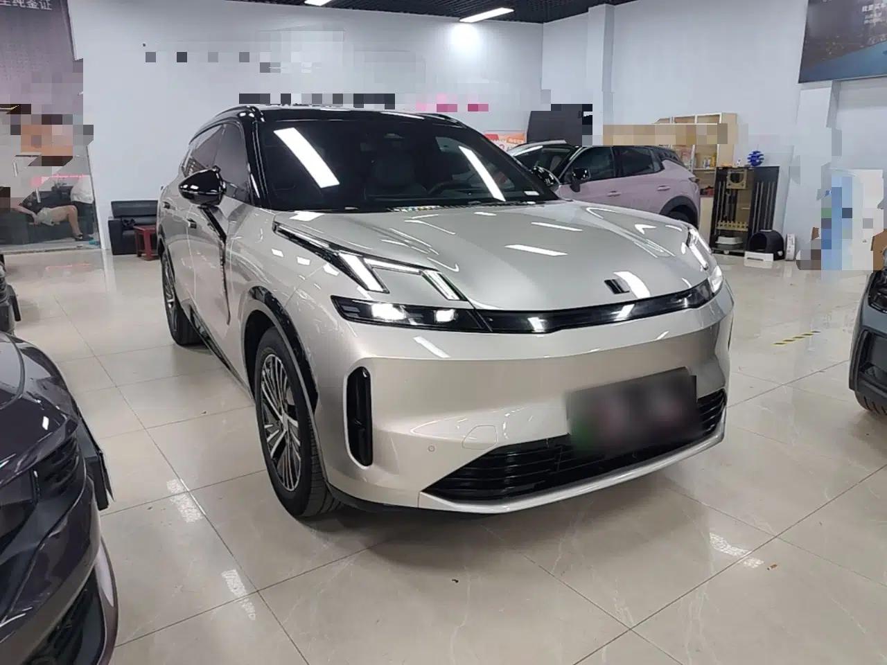 Lynk & Co 08 EM-P 2023 120km Long-Range Halo — миниатюра 12