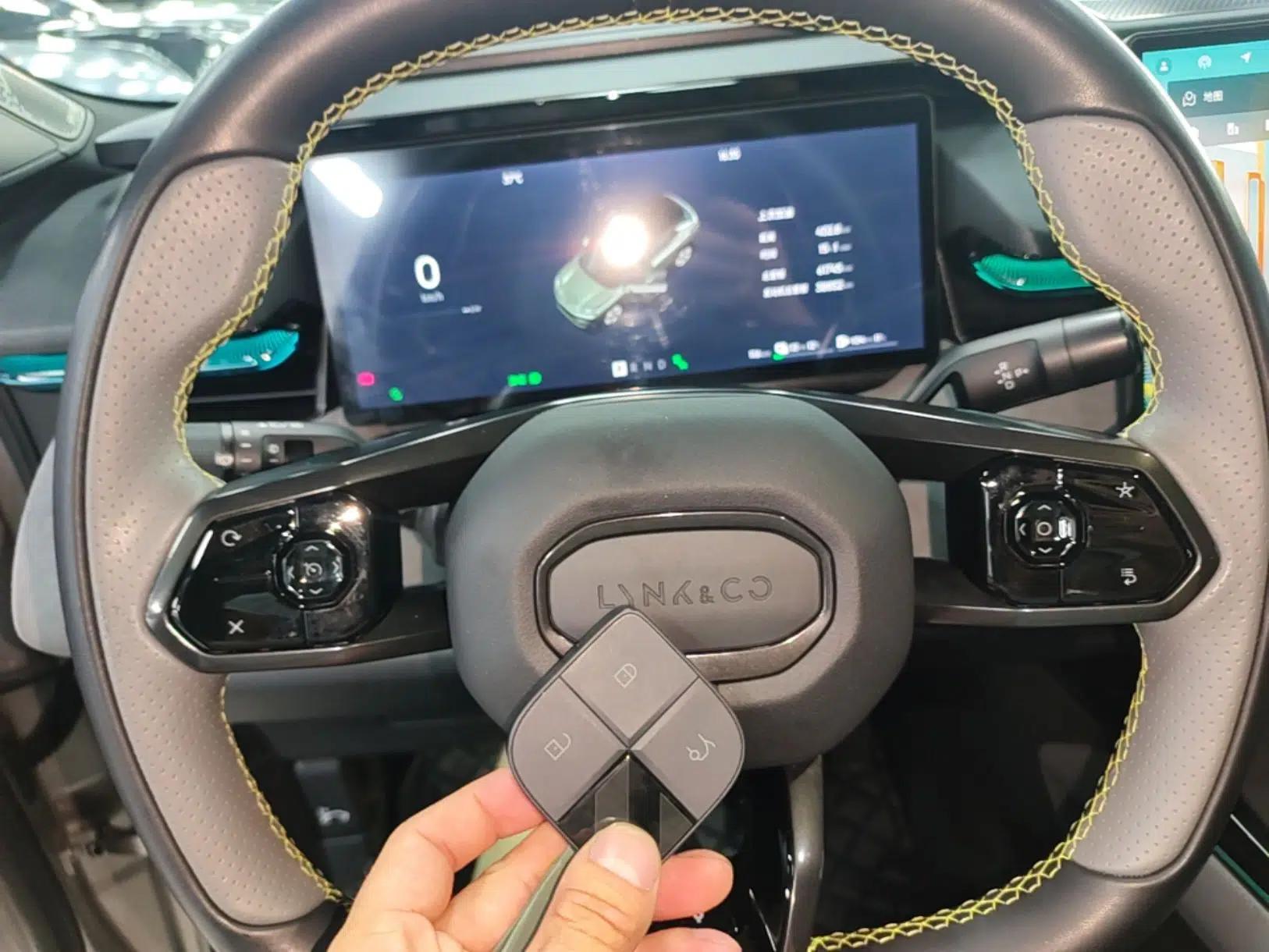Lynk & Co 08 EM-P 2023 120km Long-Range Halo — миниатюра 28