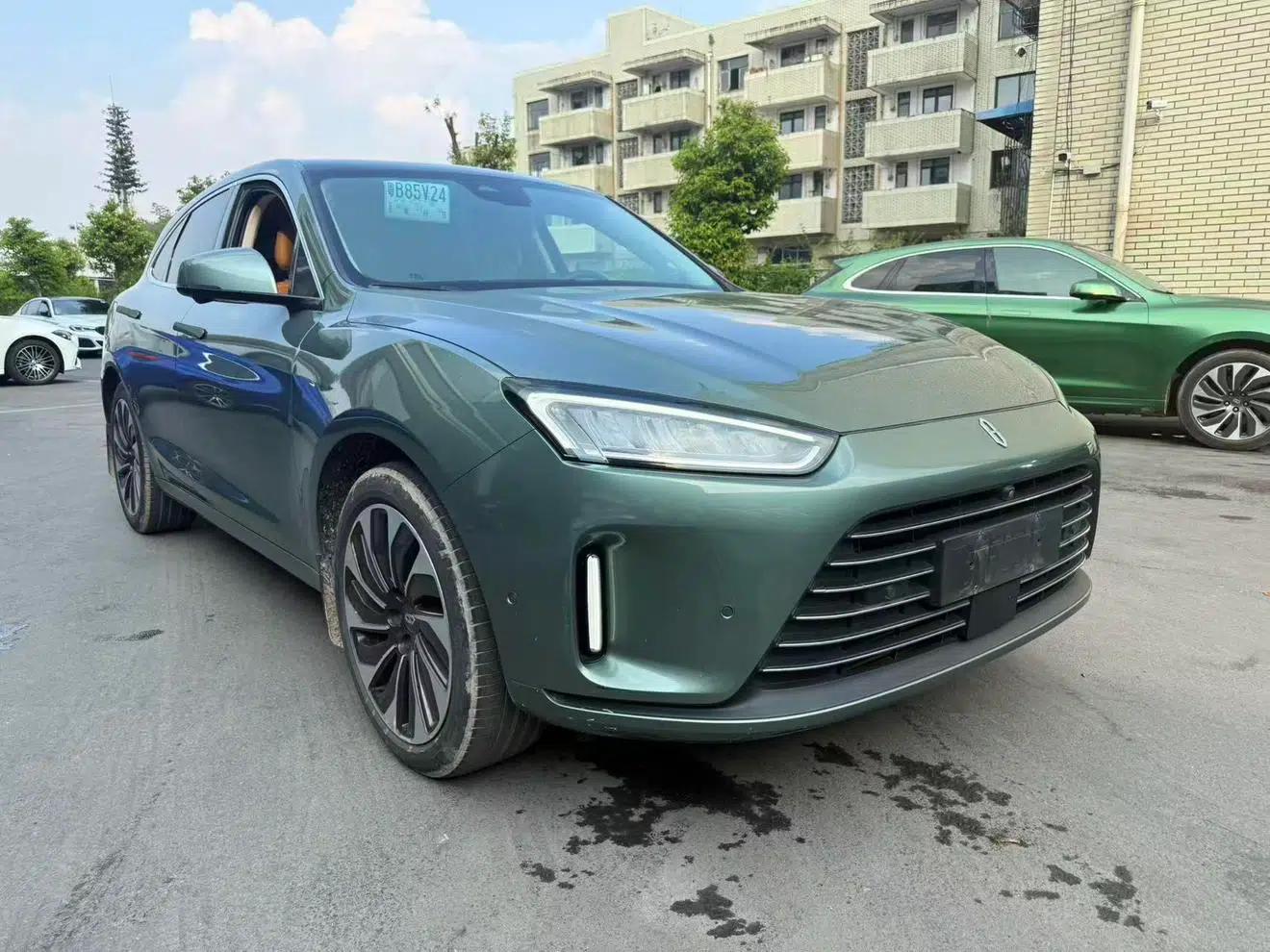 Wenjie M5 2022 Extended Range AWD Performance Edition — миниатюра 3