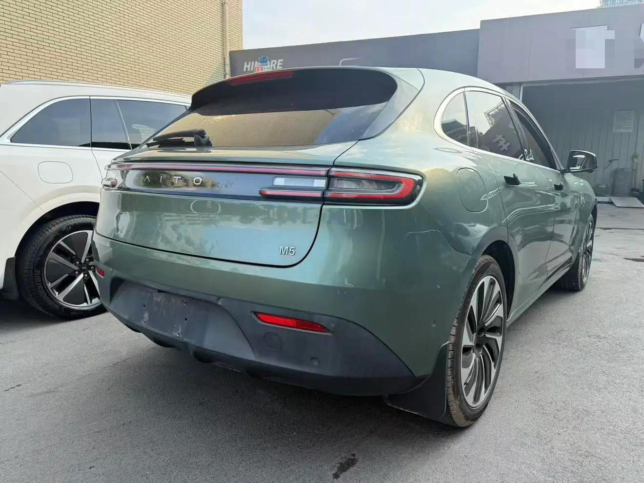 Wenjie M5 2022 Extended Range AWD Performance Edition — миниатюра 10