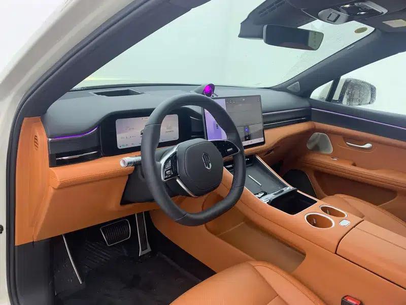 Wenjie M5 2025 Extended Range Ultra 4WD Version — миниатюра 20