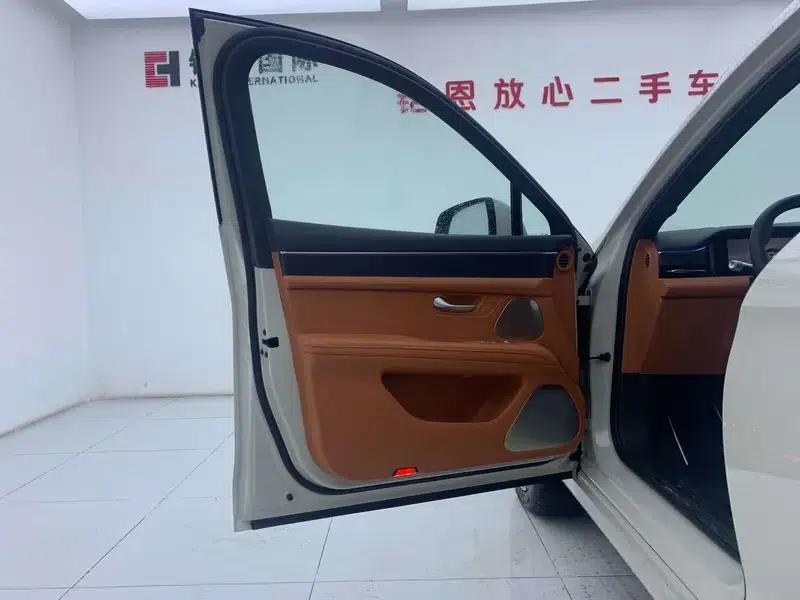 Wenjie M5 2025 Extended Range Ultra 4WD Version — миниатюра 26
