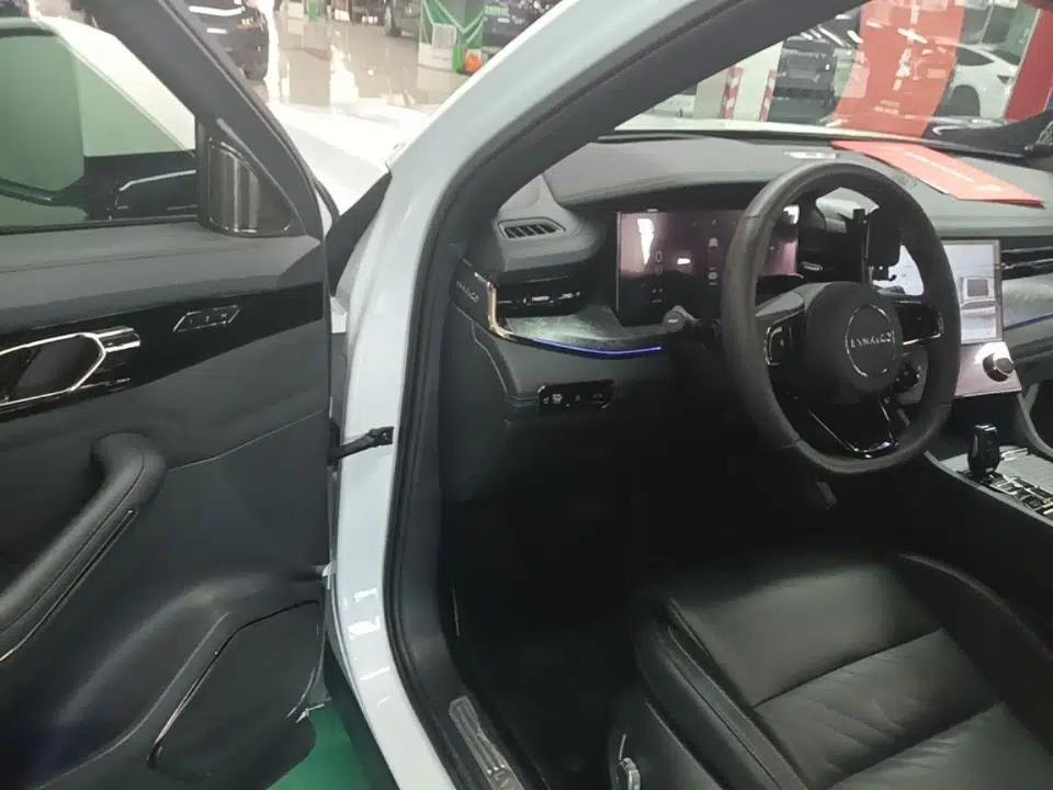 Lynk & Co 09 EM-P 2021 2.0T PHEV Halo Six-Seater — миниатюра 18