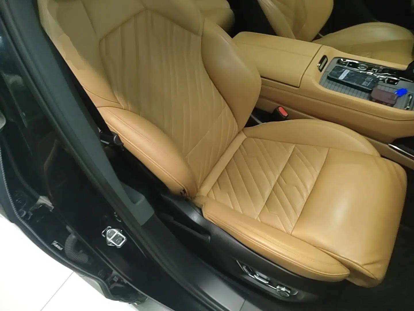 Lynk & Co 09 EM-P 2021 2.0T PHEV Halo Six-Seater — миниатюра 19