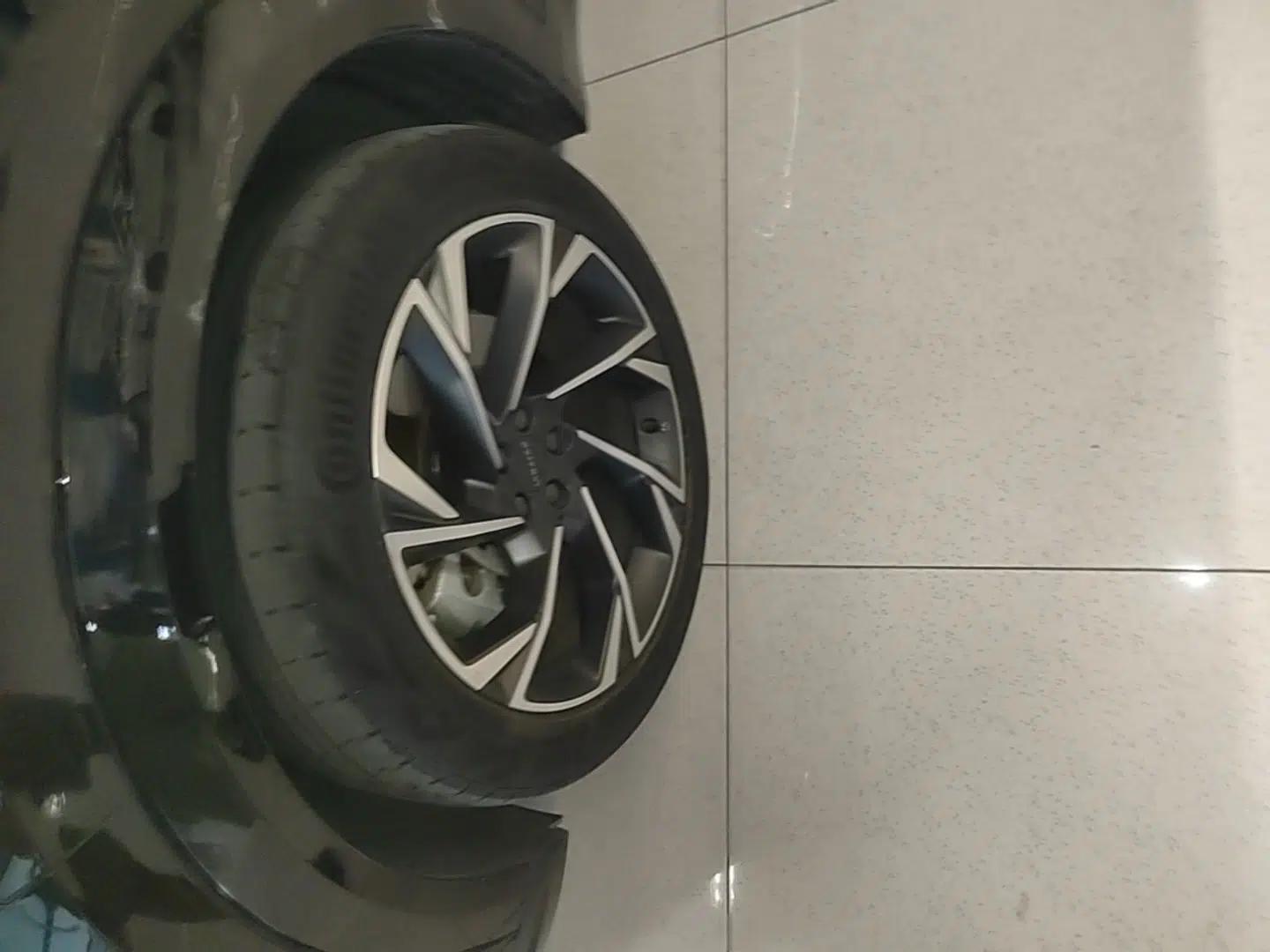 Lynk & Co 09 EM-P 2021 2.0T PHEV Halo Six-Seater — миниатюра 10