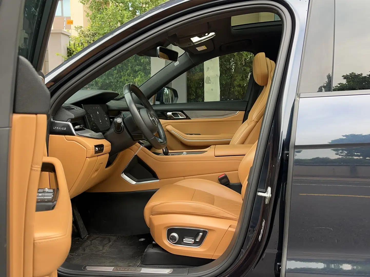 Lynk & Co 09 EM-P 2023 2.0TD EM-P Four-Wheel Drive Asian Games Executive Edition Five Seats — миниатюра 23