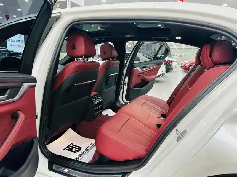 BMW 5 Series 2022 Facelift 530Li Leading Model M Sport Package — миниатюра 15