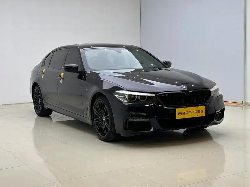2019 BMW 5 Series 530Li Leading Edition M Sport Package — миниатюра 3