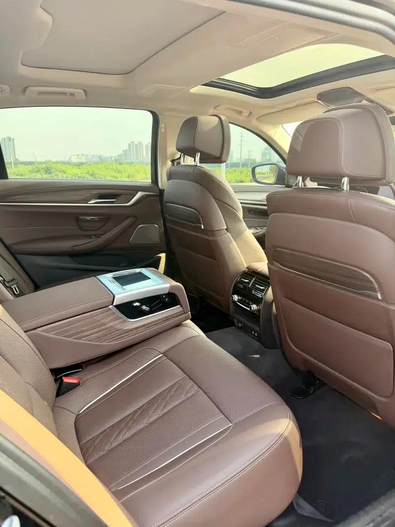 BMW 5 Series 2021 530Li Luxury Package — миниатюра 11
