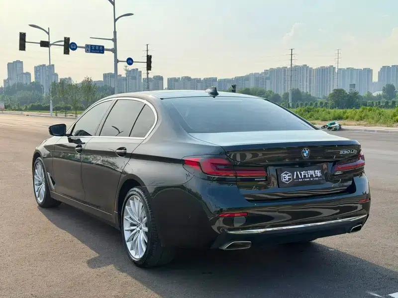BMW 5 Series 2021 530Li Luxury Package — миниатюра 4