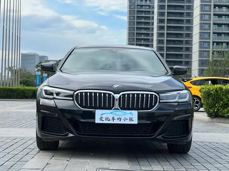 2023 BMW 5 Series 530Li Luxury M Sport Package — миниатюра 2