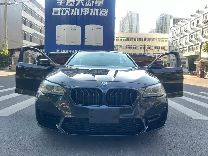 BMW 5 Series 2011 523Li Leading Edition — миниатюра 2