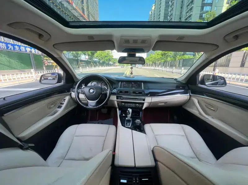 BMW 5 Series 2011 523Li Leading Edition — миниатюра 12