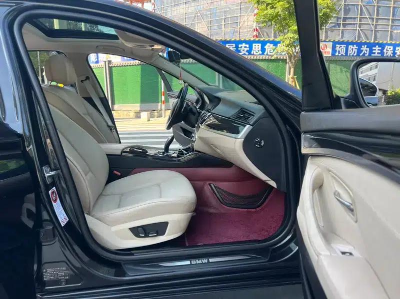 BMW 5 Series 2011 523Li Leading Edition — миниатюра 16