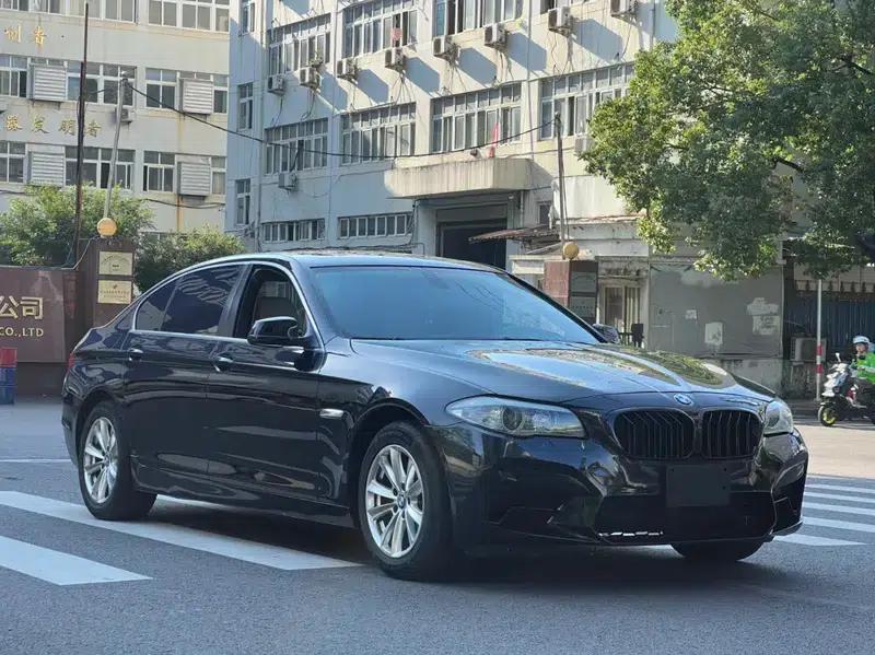 BMW 5 Series 2011 523Li Leading Edition — миниатюра 3