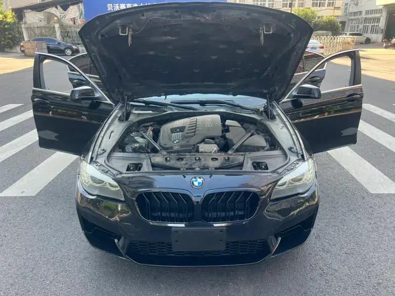 BMW 5 Series 2011 523Li Leading Edition — миниатюра 8