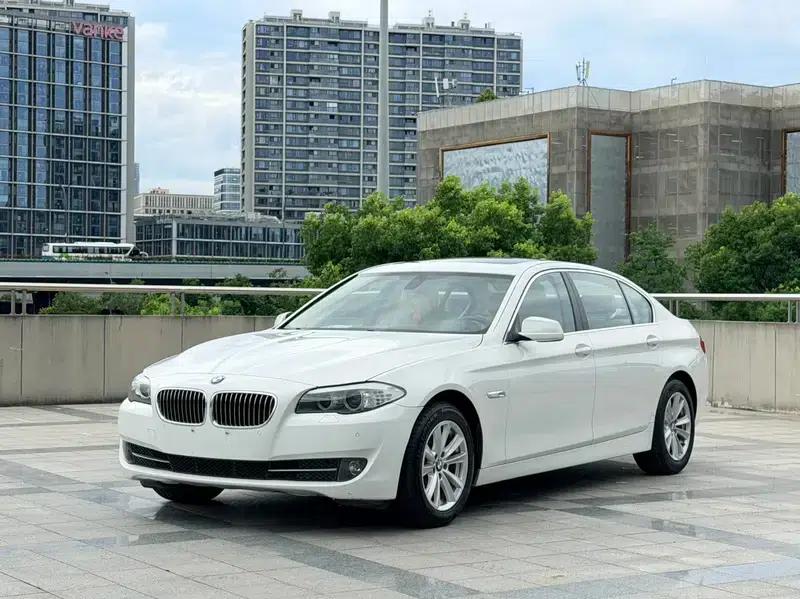 BMW 5 Series 2012 523Li Leading Edition — миниатюра 1