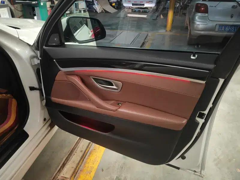 2014 BMW 5 Series 520Li Elegant Edition — миниатюра 14