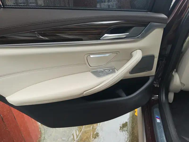 2019 BMW 5 Series 530Li xDrive M Sport Package — миниатюра 17