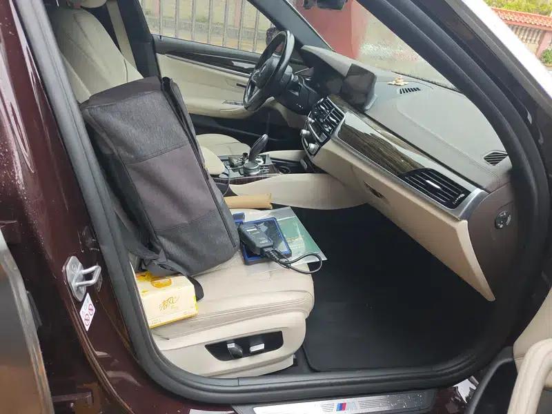 2019 BMW 5 Series 530Li xDrive M Sport Package — миниатюра 8