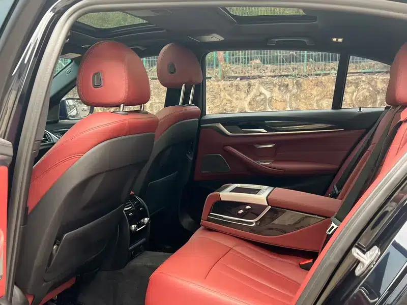 2018 BMW 5 Series Facelift 530Li Luxury M Sport Package — миниатюра 9