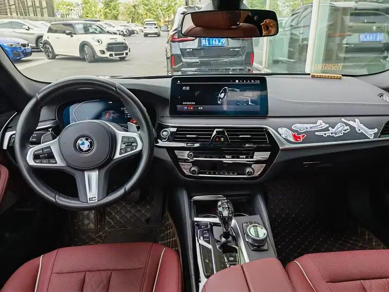 BMW 5 Series 2022 Facelift 530Li Leading Model M Sport Package — миниатюра 6