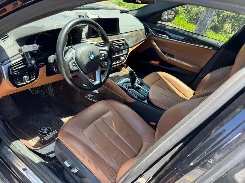 2018 BMW 5 Series Facelift 530Li Leading Edition M Sport Package — миниатюра 9