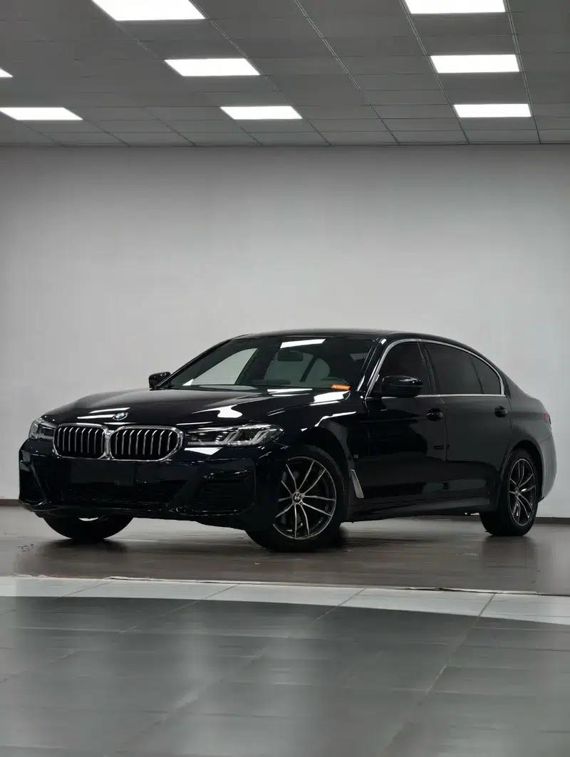 BMW 5 Series 2022 Facelift 525Li M Sport Package — миниатюра 1