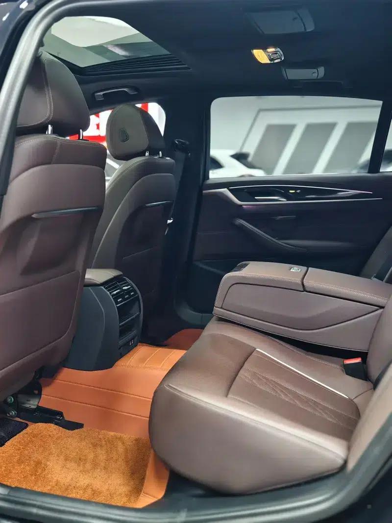 BMW 5 Series 2022 Facelift 525Li M Sport Package — миниатюра 9