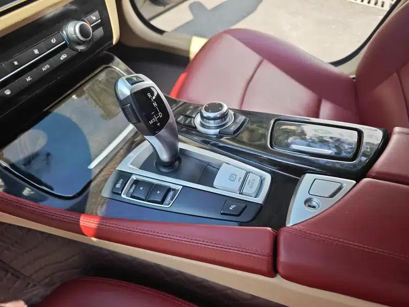 2014 BMW 5 Series 525Li Leading Edition — миниатюра 13