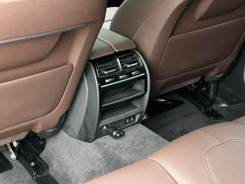 BMW 5 Series 2022 Facelift 525Li M Sport Package — миниатюра 11