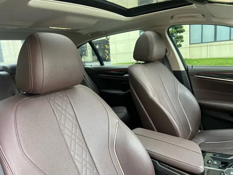 2021 BMW 5 Series 525Li Luxury Package — миниатюра 22