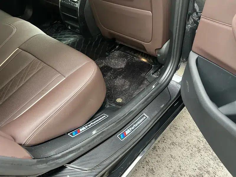 2021 BMW 5 Series 525Li Luxury Package — миниатюра 9