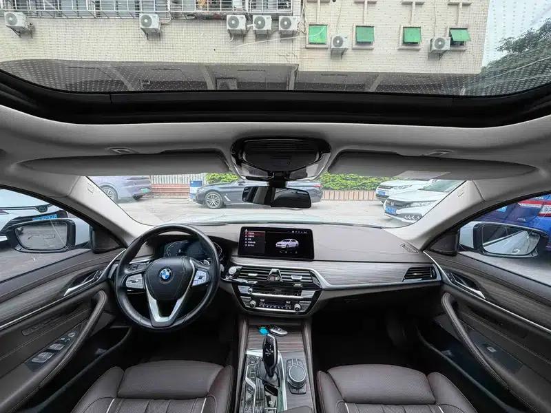 BMW 5 Series 2021 530Li Luxury Package — миниатюра 16