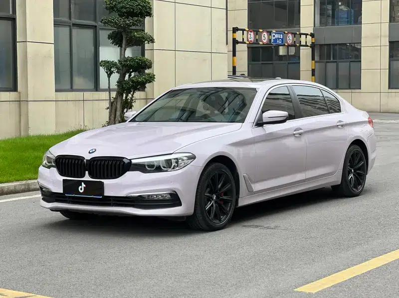 BMW 5 Series 2018 528Li Launch Special Edition — миниатюра 1
