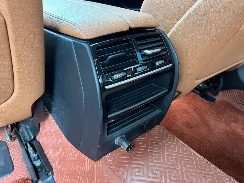 BMW 5 Series 2018 528Li Launch Special Edition — миниатюра 13